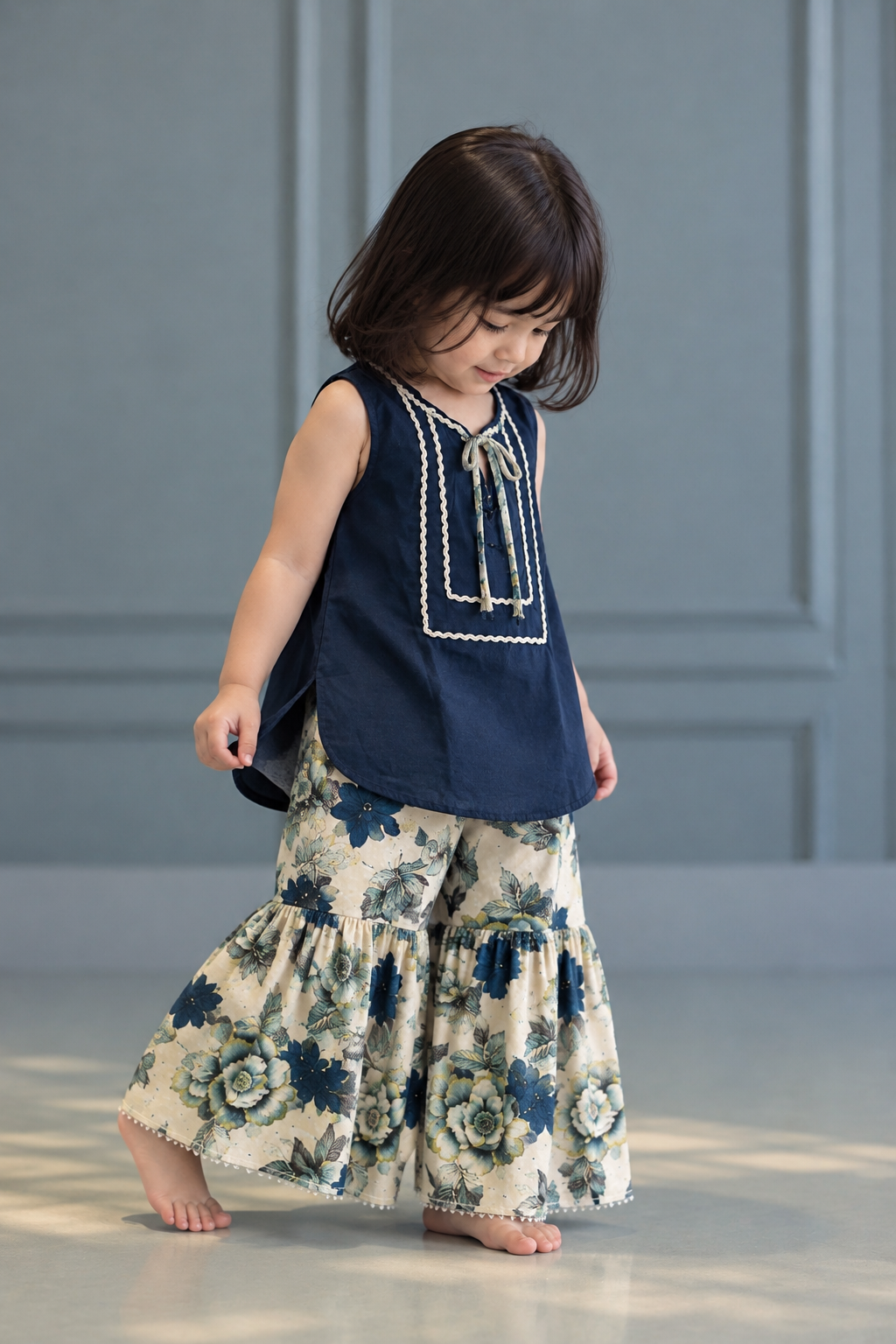Mahira Sharara set